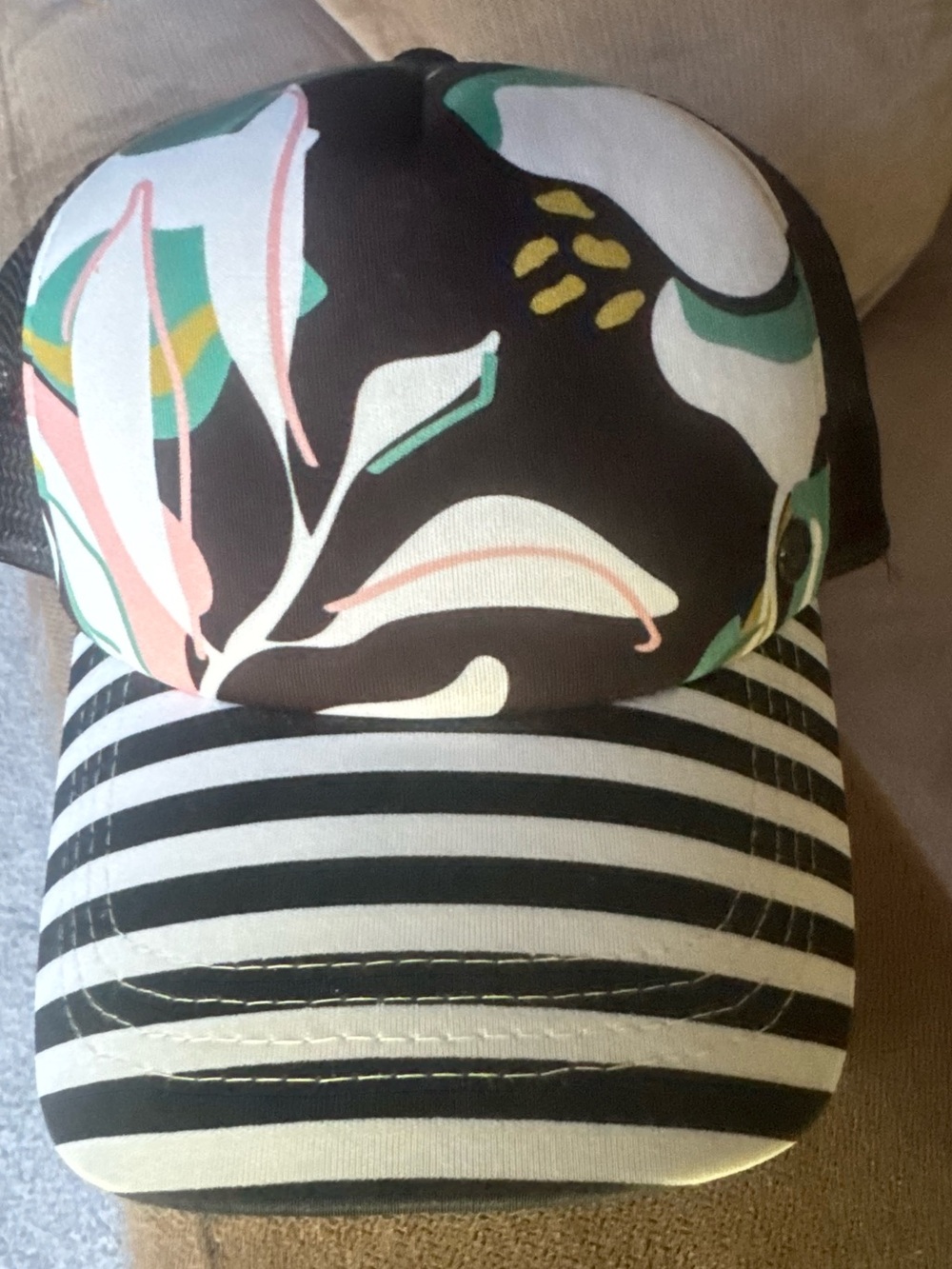 Roxy Tropical Trucker Hat